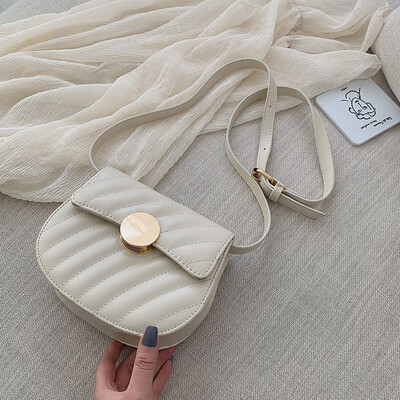 Small fragrance summer bag female 2019 new wave Korean version of the wild single shoulder slung fashion lock casual saddle bag
Small fragrance summer bag female 2019 new wave Korean version of the wild single shoulder slung fashion lock casual saddle bag