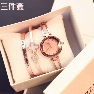 Bracelet Girl Student Korean Edition Simple Student Moris Girlfriend Ins 100-band Bracelet Watch Small Fresh Three-piece Set
Bracelet Girl Student Korean Edition Simple Student Moris Girlfriend Ins 100-band Bracelet Watch Small Fresh Three-piece Set