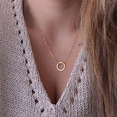 2018 Hot Fashion Casual Personality Round Circle Pendant Gold Color Necklace High Quality Simple Choker Necklaces Women Bijoux
2018 Hot Fashion Casual Personality Round Circle Pendant Gold Color Necklace High Quality Simple Choker Necklaces Women Bijoux