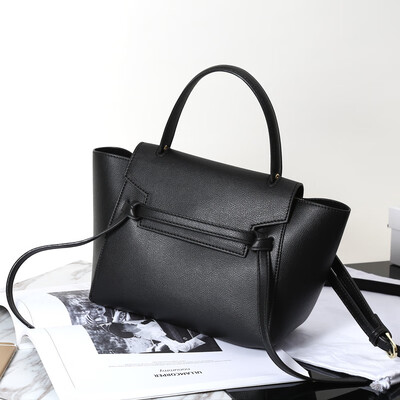 Guangzhou womens bag 2019 new wild retro atmosphere shoulder portable Messenger bag wings personalized fashion squid bag
Guangzhou womens bag 2019 new wild retro atmosphere shoulder portable Messenger bag wings personalized fashion squid bag