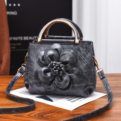 Crossbody trend flower simple versatile pu leather small square bag shoulder portable handbag
Crossbody trend flower simple versatile pu leather small square bag shoulder portable handbag