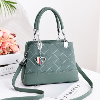 Womens bag 2019 summer new bag female Europe&America big bag elegant fashion Messenger shoulder bag
Womens bag 2019 summer new bag female Europe&America big bag elegant fashion Messenger shoulder bag