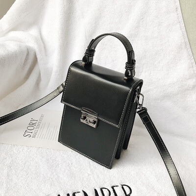 Chic mobile phone bag female texture wild retro 2019 new Korean version of the wild single shoulder slung fashion small square bag
Chic mobile phone bag female texture wild retro 2019 new Korean version of the wild single shoulder slung fashion small square bag