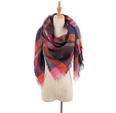2018 European&American stars with the multi-color plaid imitation cashmere large square scarf autumn&winter couple super soft scarf large shawl
2018 European&American stars with the multi-color plaid imitation cashmere large square scarf autumn&winter couple super soft scarf large shawl