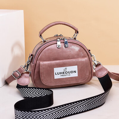 Summer Chaozhou small round bag Korean version Baitao wide shoulder strap inclined bag fashion leisure ladies handbag
Summer Chaozhou small round bag Korean version Baitao wide shoulder strap inclined bag fashion leisure ladies handbag