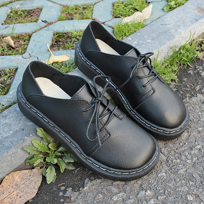 Black soft sister small leather shoes female British wind spring Korean version of the hundred plus thick bottom tie with single s
Black soft sister small leather shoes female British wind spring Korean version of the hundred plus thick bottom tie with single s