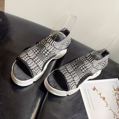 Sports Sandals Womens Summer Korean version of ulzzng Joker Cake Thick Bottom Fashion Leisure Sandals
Sports Sandals Womens Summer Korean version of ulzzng Joker Cake Thick Bottom Fashion Leisure Sandals