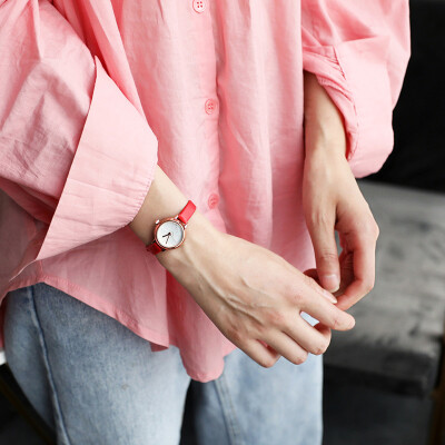 Korea Joker Inssen Department of Literature&Art Retro chic Simple Belt Cold Wind Student Quartz Watch Female Student
Korea Joker Inssen Department of Literature&Art Retro chic Simple Belt Cold Wind Student Quartz Watch Female Student