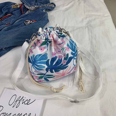 Tailored Women 2019 New Printing Crossbody Bag Retro Shoulder Bag Fashion Bucket Bag
Tailored Women 2019 New Printing Crossbody Bag Retro Shoulder Bag Fashion Bucket Bag