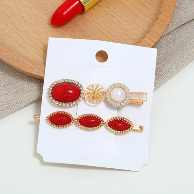 Vintage Resin Beads Hairpins Imitation Turquoise Hair Clips Hair Accessories for Women
Vintage Resin Beads Hairpins Imitation Turquoise Hair Clips Hair Accessories for Women
