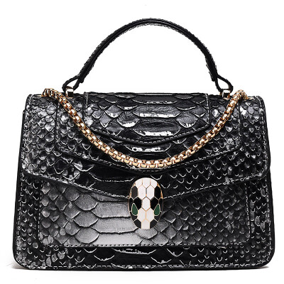New texture bag female 2019 new wave leisure chain small square bag wild ins super fire single shoulder Messenger bag
New texture bag female 2019 new wave leisure chain small square bag wild ins super fire single shoulder Messenger bag