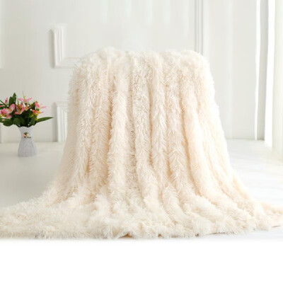 Long Fur Throw Blanket Super Soft Long Shaggy Faux Fur Lightweight Warm Cozy Plush Fluffy Decorative Blanket for Couch Bed Chair 6
Long Fur Throw Blanket Super Soft Long Shaggy Faux Fur Lightweight Warm Cozy Plush Fluffy Decorative Blanket for Couch Bed Chair 6