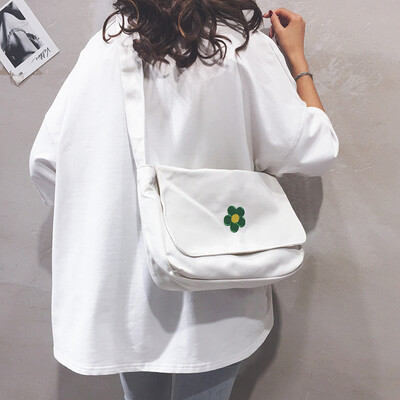 Ancient sense bag female 2019 new wide shoulder strap bag casual wild messenger bag ins canvas shoulder Messenger bag
Ancient sense bag female 2019 new wide shoulder strap bag casual wild messenger bag ins canvas shoulder Messenger bag