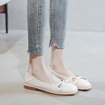 Bow shallow mouth leather single shoes female fairy wind scoop shoes autumn wild square head la
Bow shallow mouth leather single shoes female fairy wind scoop shoes autumn wild square head la