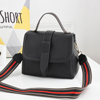 2019 spring&summer new womens bag small square bag handbag fresh Korean version of the shoulder bag Messenger bag wholesale
2019 spring&summer new womens bag small square bag handbag fresh Korean version of the shoulder bag Messenger bag wholesale