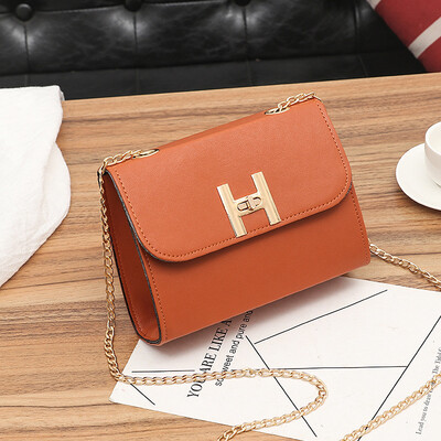 Simple small bag female 2019 new wave Korean version of the wild Messenger bag small square bag fashion shoulder bag handbags manufacturers
Simple small bag female 2019 new wave Korean version of the wild Messenger bag small square bag fashion shoulder bag handbags manufacturers