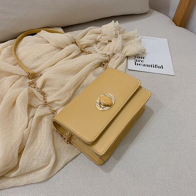 Net red small bag female 2019 summer new fashion chain shoulder slung small fresh simple on the new small square bag
Net red small bag female 2019 summer new fashion chain shoulder slung small fresh simple on the new small square bag