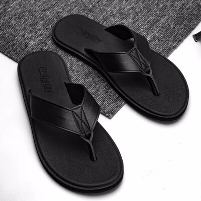 Mens slippers summer 2019 new flip-flops casual leather slippers Korean version of sandals sandals tide beach drag
Mens slippers summer 2019 new flip-flops casual leather slippers Korean version of sandals sandals tide beach drag