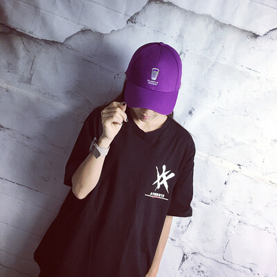 The hat the spring summer the letter the womens Korean-style baseball cap the street-hop the street-hop the couple
The hat the spring summer the letter the womens Korean-style baseball cap the street-hop the street-hop the couple