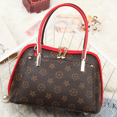 Stitching handbags Europe&America stitching handbags fashion mosaic handbags pu stitching handbags
Stitching handbags Europe&America stitching handbags fashion mosaic handbags pu stitching handbags