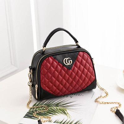 New small bag female bag 2019 new wild portable fashion ladies shoulder Messenger bag Korean version of the tide
New small bag female bag 2019 new wild portable fashion ladies shoulder Messenger bag Korean version of the tide