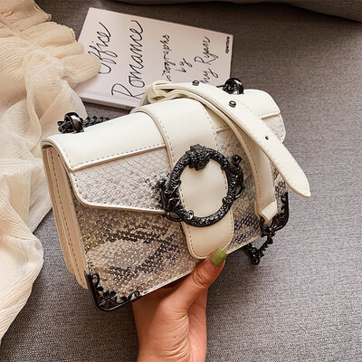 Chic casual bag texture retro chain small square bag new 2019 casual womens shoulder bag Messenger bag
Chic casual bag texture retro chain small square bag new 2019 casual womens shoulder bag Messenger bag