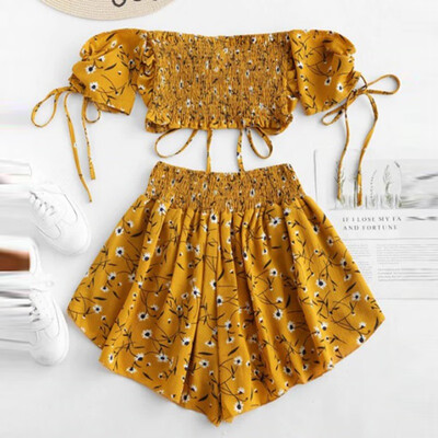 Women Off Shoulder Cinched Floral Crop Top Slash Neck Short Sleeves High Waist Shorts Set
Women Off Shoulder Cinched Floral Crop Top Slash Neck Short Sleeves High Waist Shorts Set