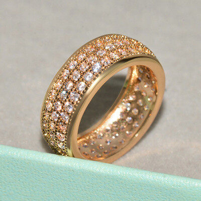 Fashion Personality Exquisite Circle Zircon Ring Men And Women Jewelry Ring
Fashion Personality Exquisite Circle Zircon Ring Men And Women Jewelry Ring