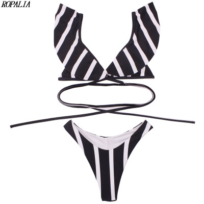 Womens High Cut Colorful Printed Push Up Padded Brief Sets Two-Piece Polyester Intimates Set
Womens High Cut Colorful Printed Push Up Padded Brief Sets Two-Piece Polyester Intimates Set