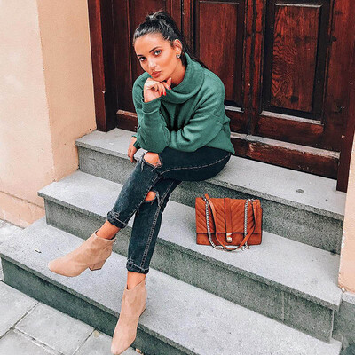 New Autumn Winter Turtleneck Sweater Women Long Sleeve Warm Knitted Pullover Pull Femme Button Jumper Female Loose Knit Top
New Autumn Winter Turtleneck Sweater Women Long Sleeve Warm Knitted Pullover Pull Femme Button Jumper Female Loose Knit Top