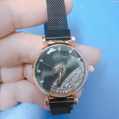 Lazy watch magnet woven mesh with swan watch ladies watch fashion trend polygon mirror female table Pink
Lazy watch magnet woven mesh with swan watch ladies watch fashion trend polygon mirror female table Pink