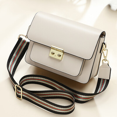 Viney fashion leather shoulder bag female Korean version of the wild Messenger bag ck wind simple portable bag lady bag rice white
Viney fashion leather shoulder bag female Korean version of the wild Messenger bag ck wind simple portable bag lady bag rice white