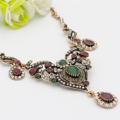 Gorgeous Turkish Women Flower Vintage Necklace Antique Gold Color Water Drop Resin Neckalce Jewelry India Bohemia Wedding Bijoux
Gorgeous Turkish Women Flower Vintage Necklace Antique Gold Color Water Drop Resin Neckalce Jewelry India Bohemia Wedding Bijoux