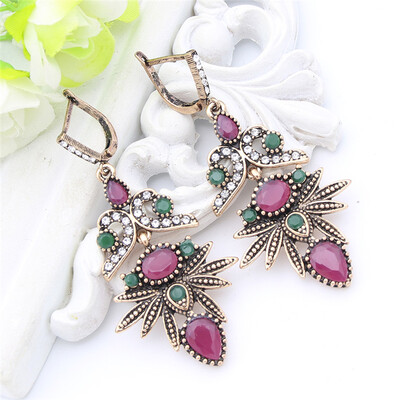 Арабеск Vintage Women Flower Long Hook Earring Swinging Pendant Resin Crystal Palm Jewelry Античное золото Цвет Bohemia Bridal
Арабеск Vintage Women Flower Long Hook Earring Swinging Pendant Resin Crystal Palm Jewelry Античное золото Цвет Bohemia Bridal