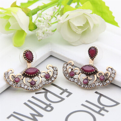 Vintage Turkish Women Resin Hollow Flower Earrings Crystal Antique Gold Color Adjustable Length Earrings Bridal Ethnic Jewelry
Vintage Turkish Women Resin Hollow Flower Earrings Crystal Antique Gold Color Adjustable Length Earrings Bridal Ethnic Jewelry