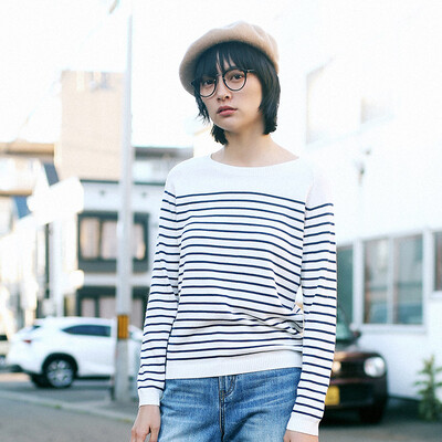 And with pure Raincun C6150 striped wool sweater womens head straight slim slimming casual wild dark blue stripes C6150SW0S
And with pure Raincun C6150 striped wool sweater womens head straight slim slimming casual wild dark blue stripes C6150SW0S