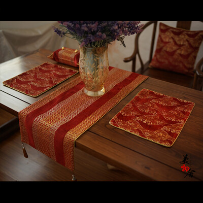 Thick Table runner Europe Back Shape Stripes Wedding TableCloth cloth Luxury Embroidery Room Sofa Home Hotel Bedding Decoration
Thick Table runner Europe Back Shape Stripes Wedding TableCloth cloth Luxury Embroidery Room Sofa Home Hotel Bedding Decoration