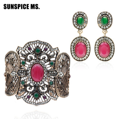 2pcs Sets Vintage Bracelet Earring Turkish Women Antique Gold Color Round Resin Jewelry Sets Flower Bangle Long Dangle Earrings
2pcs Sets Vintage Bracelet Earring Turkish Women Antique Gold Color Round Resin Jewelry Sets Flower Bangle Long Dangle Earrings
