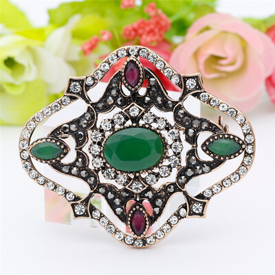 Trendy Turkish Women Round Resin Rhinestone Vintage Brooch Antique Gold Color Flower Corsage Indian Bohemia Ethnic Retro Jewelry
Trendy Turkish Women Round Resin Rhinestone Vintage Brooch Antique Gold Color Flower Corsage Indian Bohemia Ethnic Retro Jewelry