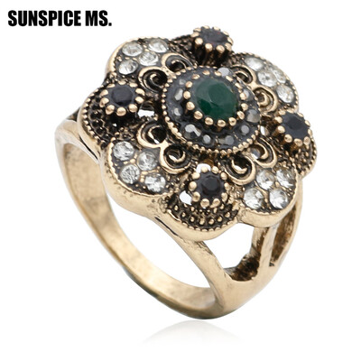 Fashion Turkish Women Round Flower Vintage Rings Antique Gold Color Hollow Resin Jewelry Indian Bridal Wedding Ethnic Bijoux
Fashion Turkish Women Round Flower Vintage Rings Antique Gold Color Hollow Resin Jewelry Indian Bridal Wedding Ethnic Bijoux