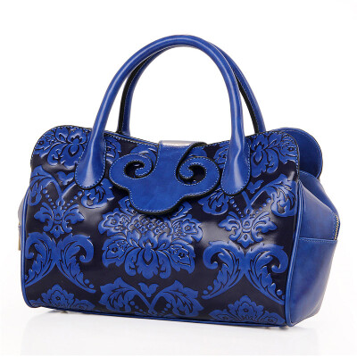 Luxury brand flowers craft women handbags high-end stereotypes embossed shoulder bag large lady leather handbag fashion messenger bag
Luxury brand flowers craft women handbags high-end stereotypes embossed shoulder bag large lady leather handbag fashion messenger bag