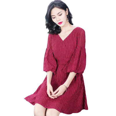 BURDULLY Summer Dress 2018 Women Vintage Casual Elegant Party Ladies Dresses V Neck A Line Sundresses vestidos para bodas cortos
BURDULLY Summer Dress 2018 Women Vintage Casual Elegant Party Ladies Dresses V Neck A Line Sundresses vestidos para bodas cortos