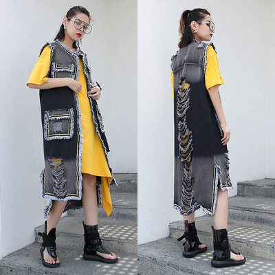 Summer 2018 New Loose Sleeveless Cardigan Jacket Long Hair Beard Edge Hole Denim Vest Female
Summer 2018 New Loose Sleeveless Cardigan Jacket Long Hair Beard Edge Hole Denim Vest Female