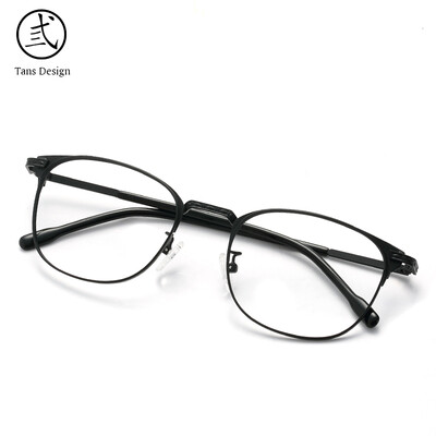 Sanshi glasses frame men&women art box optical frame full frame face retro can be equipped with glasses frame 9615 black frame
Sanshi glasses frame men&women art box optical frame full frame face retro can be equipped with glasses frame 9615 black frame