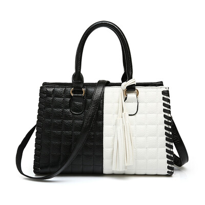 Brand women leather bags Panelled fashion women bag leather tote bags Diamond Lattice women messenger bags lady handbags bolsa feminina
Brand women leather bags Panelled fashion women bag leather tote bags Diamond Lattice women messenger bags lady handbags bolsa feminina