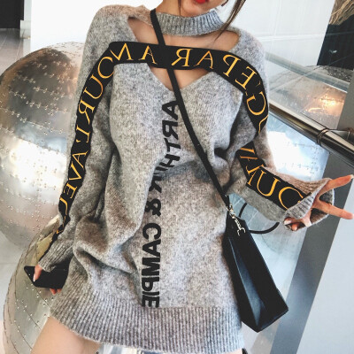 Autumn&winter European station letters ribbon V hollow sweater women long sleeves casual wear bottom knitted sweaters on both
Autumn&winter European station letters ribbon V hollow sweater women long sleeves casual wear bottom knitted sweaters on both