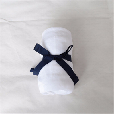 Solid Color Velvet Small Size Blanket Soft&Skin-Kindly Warm All Season Use Flannel Blanket Office Napping Blanket 70x100cm
Solid Color Velvet Small Size Blanket Soft&Skin-Kindly Warm All Season Use Flannel Blanket Office Napping Blanket 70x100cm