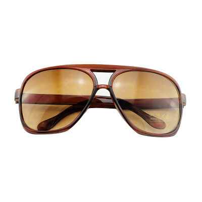 Sun Glasses lingt brown Color Mirror Fashion Style Shades Fit for Men and Women 260041
Sun Glasses lingt brown Color Mirror Fashion Style Shades Fit for Men and Women 260041