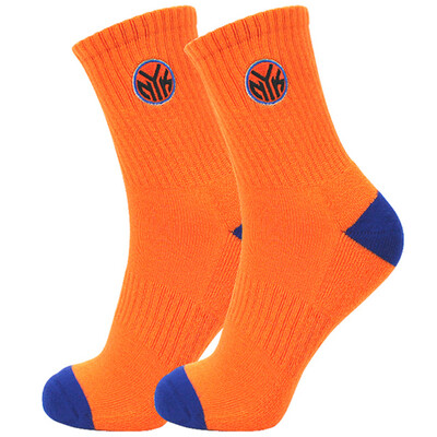NBA professional basketball sports socks men &39s towel at the end of the bottom movement combed cotton socks
NBA professional basketball sports socks men &39s towel at the end of the bottom movement combed cotton socks