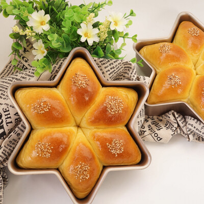 Jingdong Supermarket CHEF MADE cake mold hexagonal star snowflake cheese mousse baking mold 212 212 50 gold with WK9142
Jingdong Supermarket CHEF MADE cake mold hexagonal star snowflake cheese mousse baking mold 212 212 50 gold with WK9142